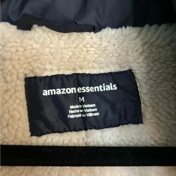 Amazon Essentials Mens Navy Faux Sherpa Lined Puffer Vest Size Medium - Picture 3 of 5